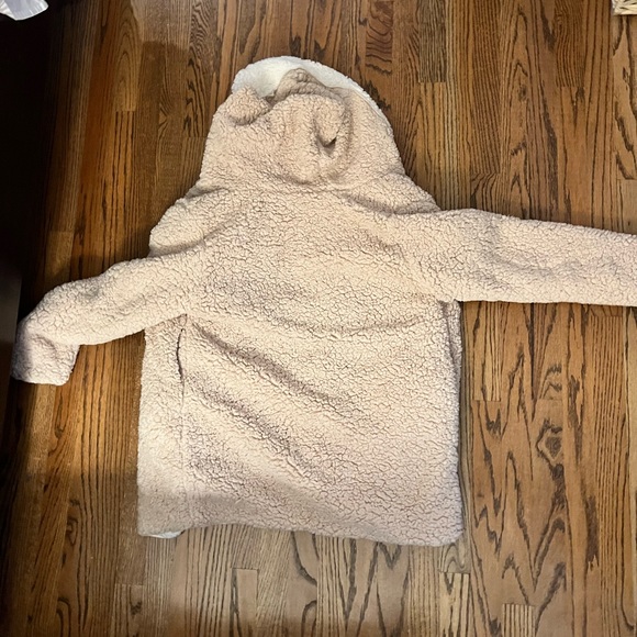 Fuzzy Jacket Reversible size Large - Picture 2 of 3